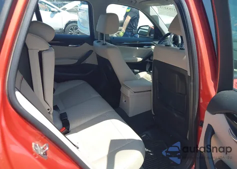 2014 BMW X1 xDrive35I из США, поврежденный, VIN WBAVM5C59EVV92598